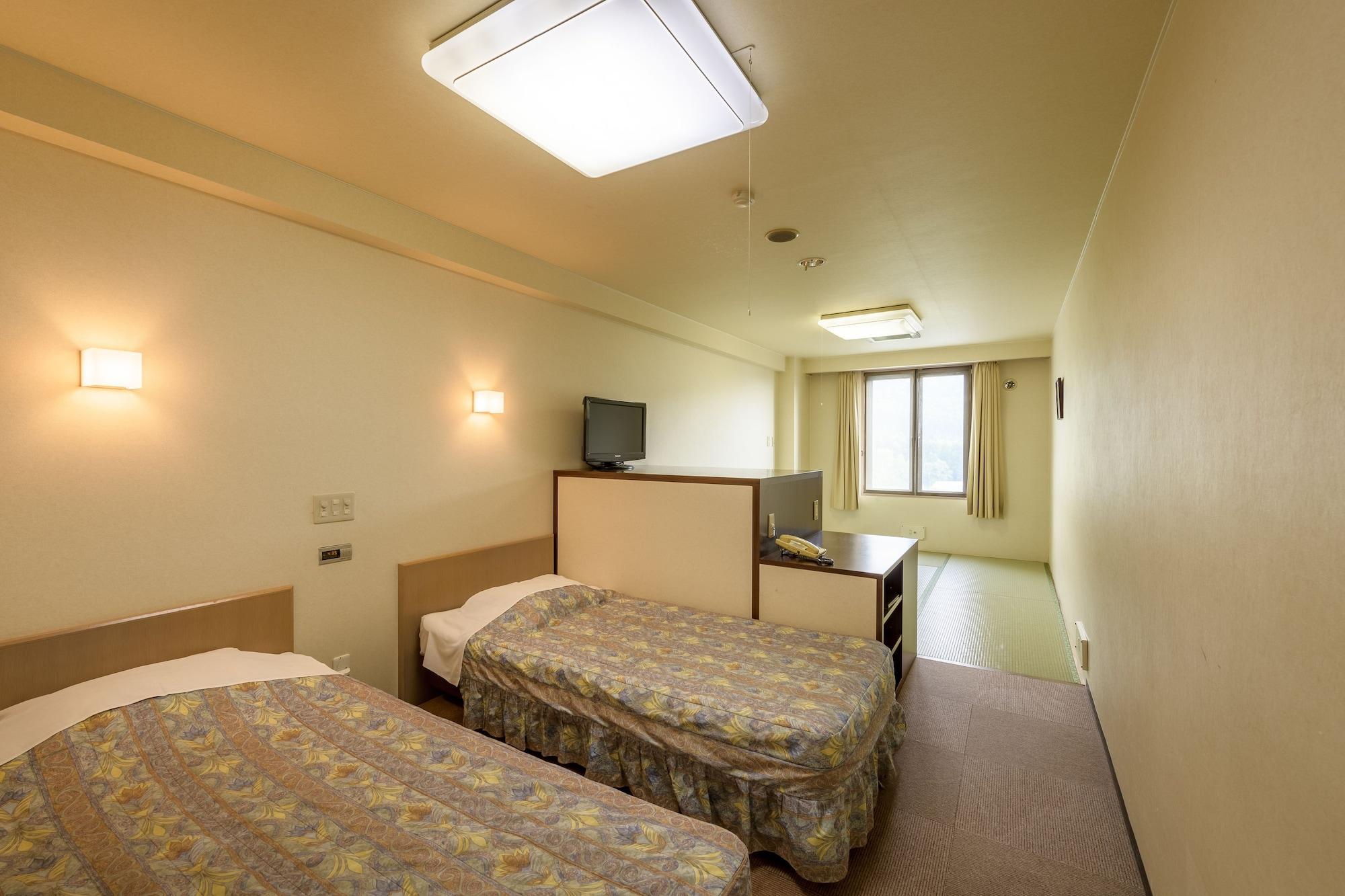 Hotel Tagawa Яманути Экстерьер фото